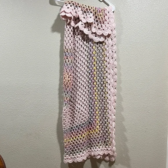 Handmade Pink Crochet Afghan Blanket - Picture 4 of 4